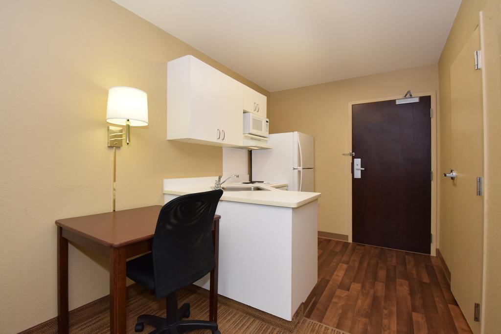 Mainstay Suites Chicago Hillside Dış mekan fotoğraf