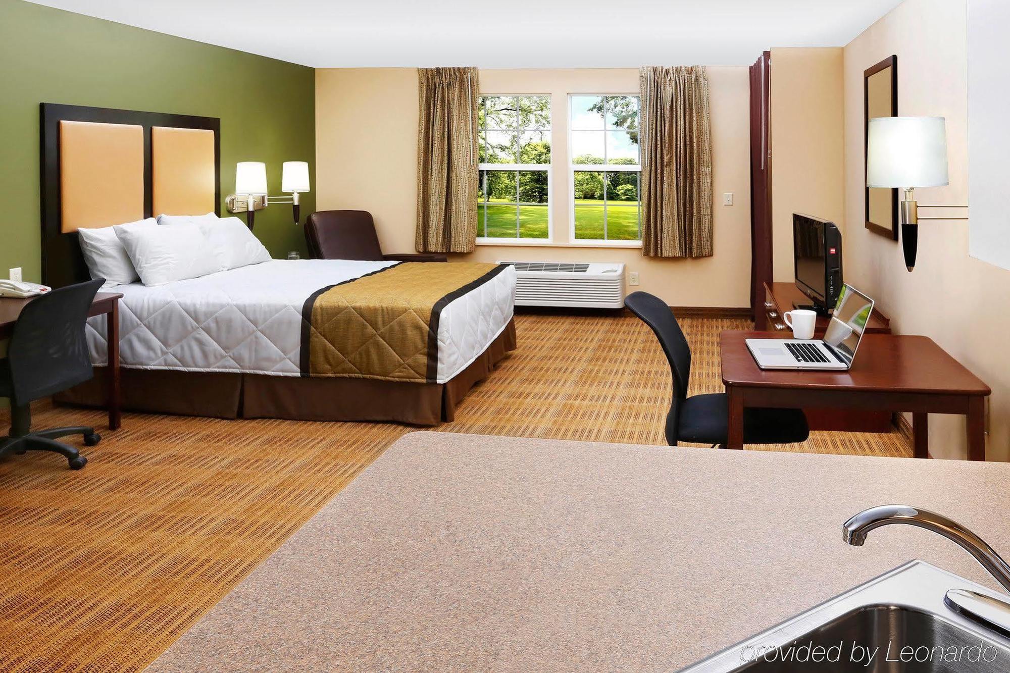 Mainstay Suites Chicago Hillside Dış mekan fotoğraf
